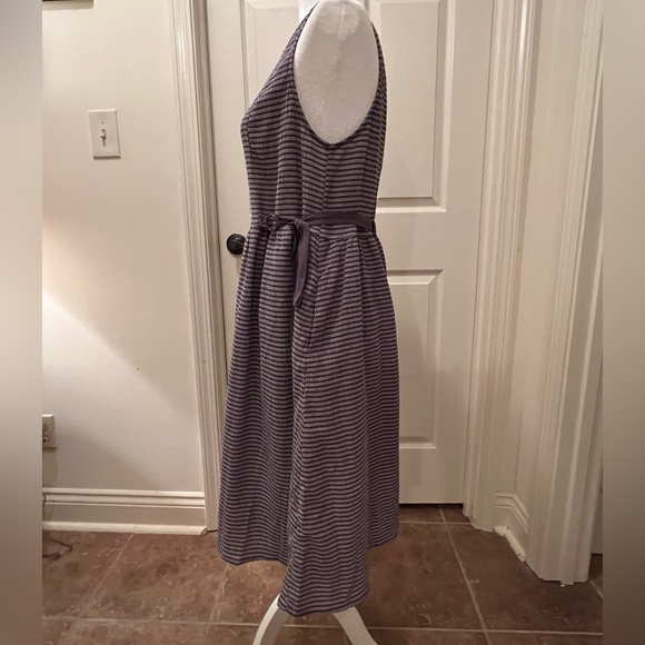 Dress with waist details. Doe and Rae, size M - Picture 2 of 6